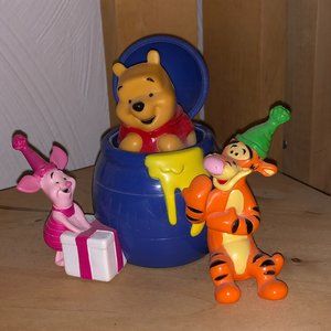 COPY - Winnie the Pooh birthday cake topper.